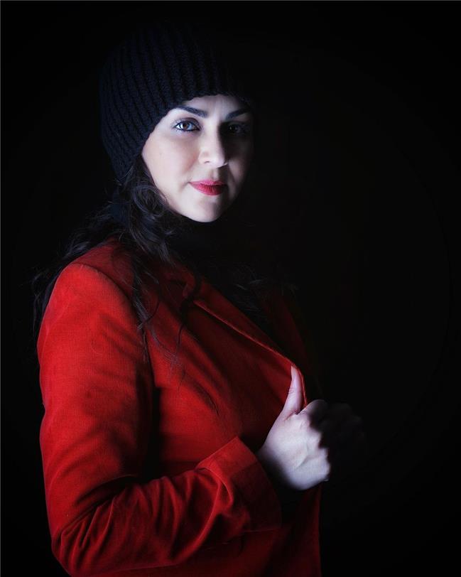 بیوگرافی شیوا ابراهیمی بازیگر نقش ماه گل در سریال «کلبه ای در مه»